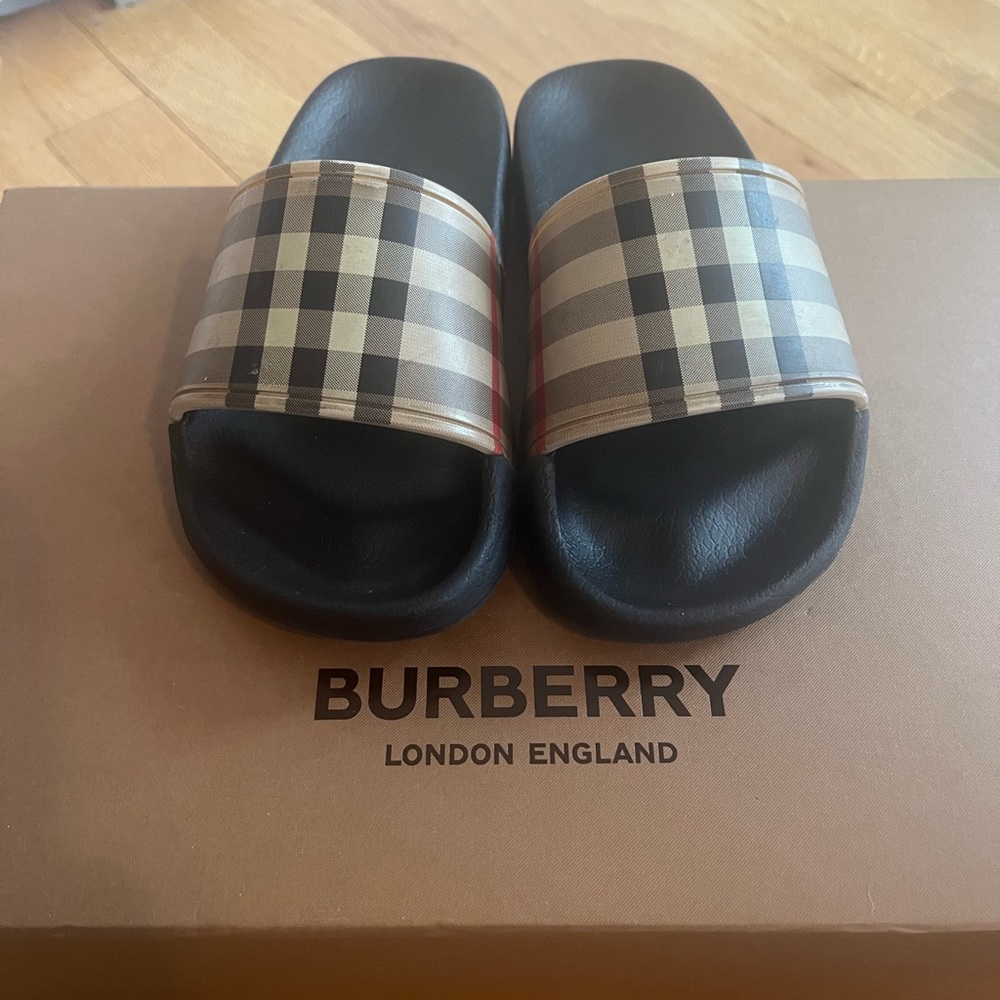 Kids Burberry Slides